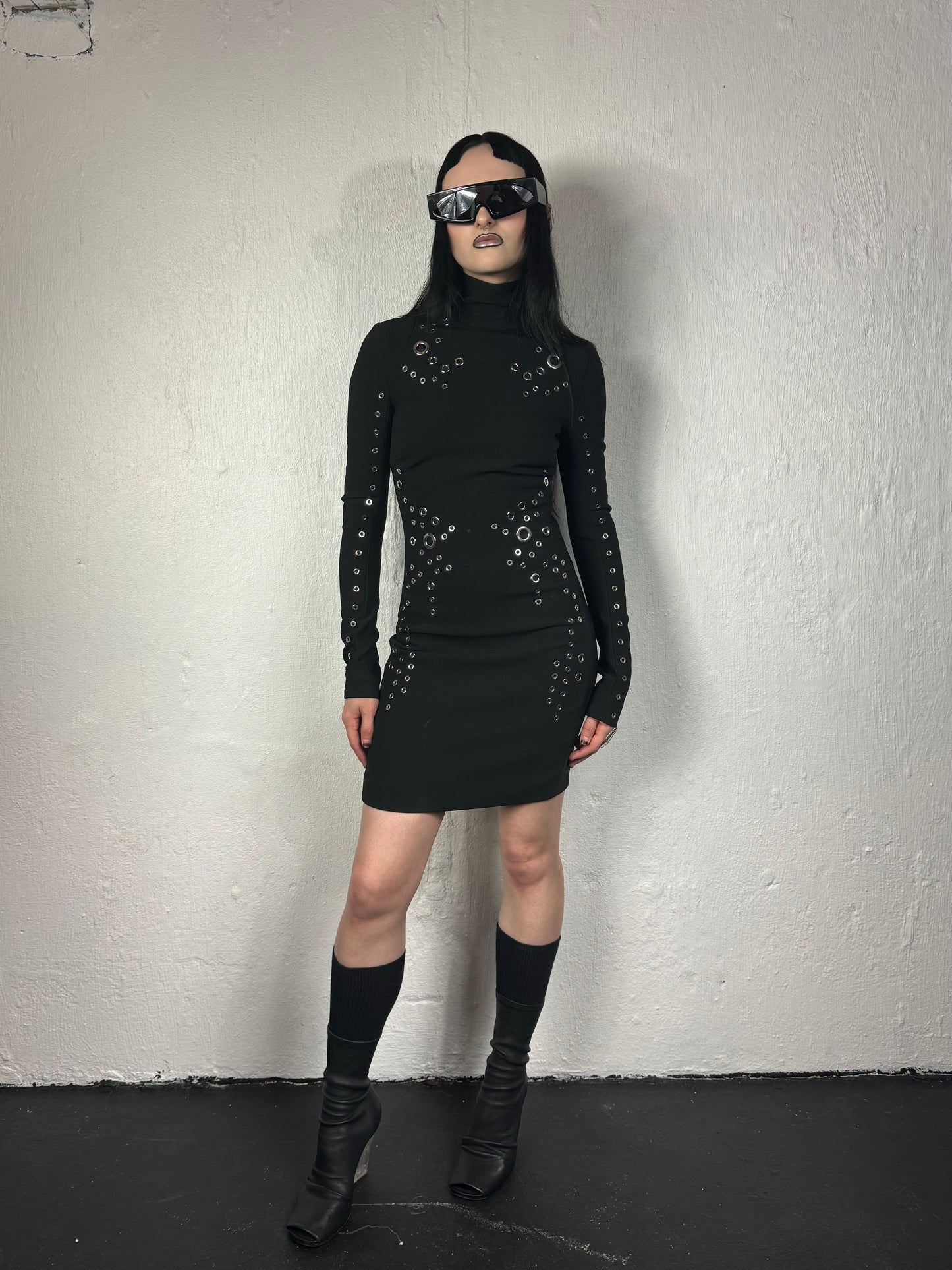 MUGLER PRE-FALL 2015 GROMMET DRESS