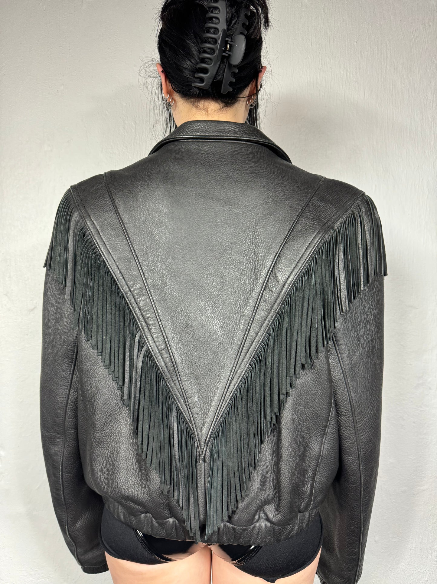 VINTAGE FRINGE LEATHER JACKET